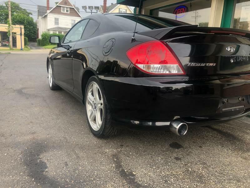 2006 Hyundai Tiburon Image 9