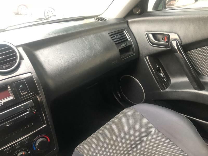 2006 Hyundai Tiburon Image 25