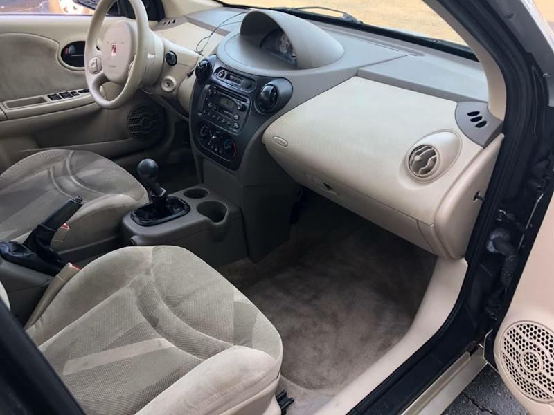 2003 Saturn ION Image 7