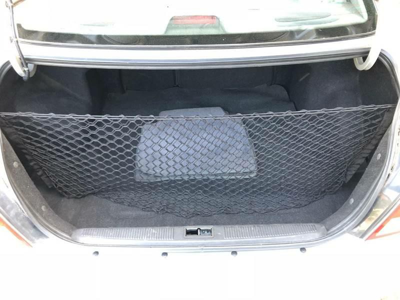 2002 Hyundai Elantra Image 8