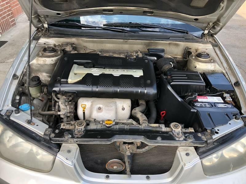2002 Hyundai Elantra Image 19