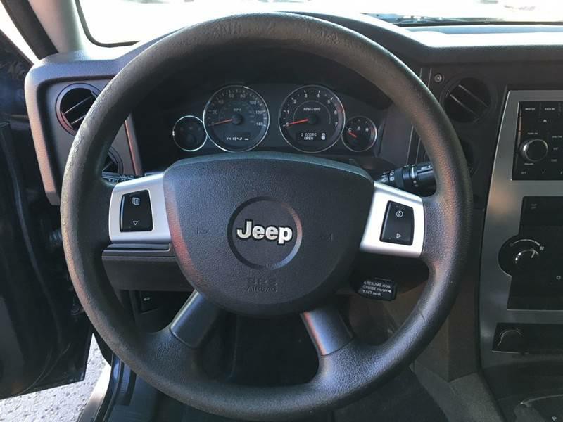 2008 Jeep Commander Image 10