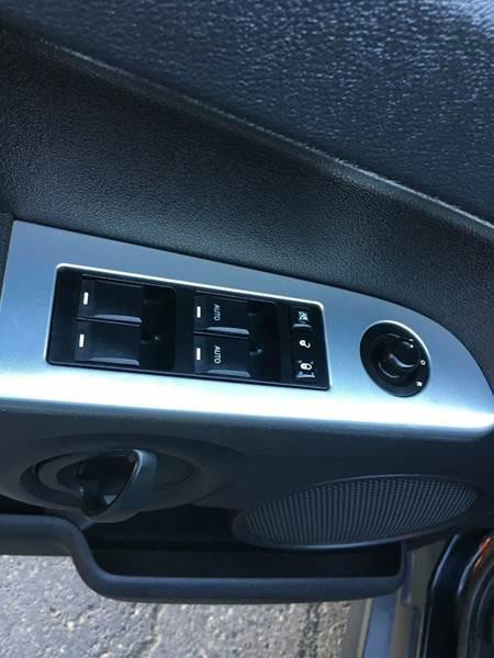 2008 Jeep Commander Image 11