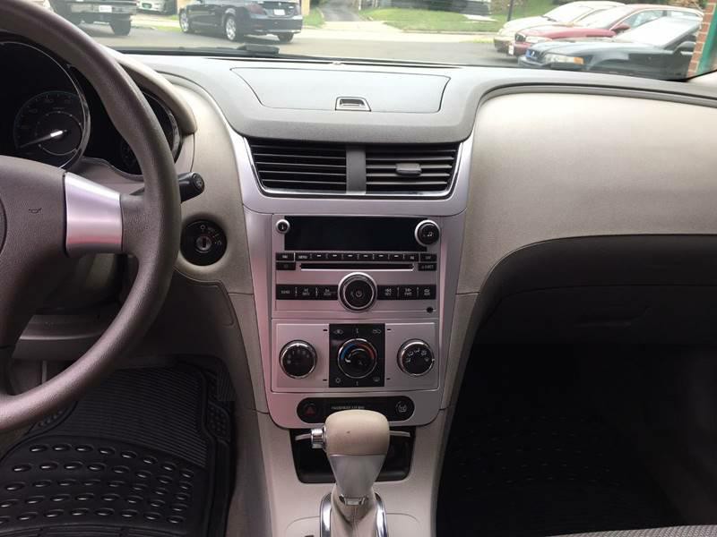 2008 Chevrolet Malibu Image 12