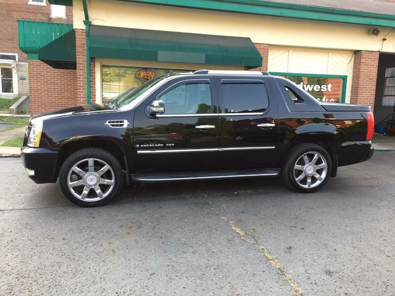 2008 Cadillac Escalade Image 10