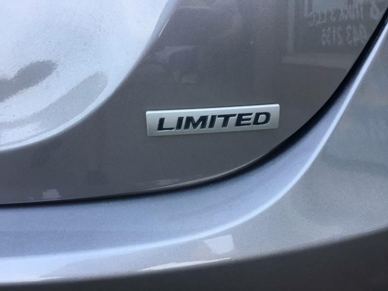 2012 Hyundai Elantra Image 10