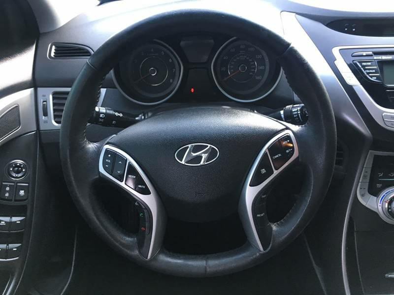 2012 Hyundai Elantra Image 14