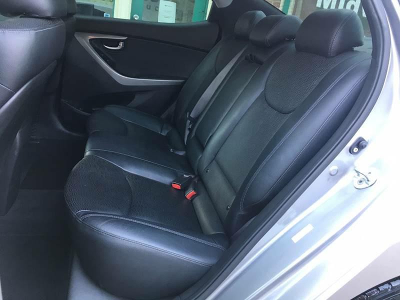 2012 Hyundai Elantra Image 15