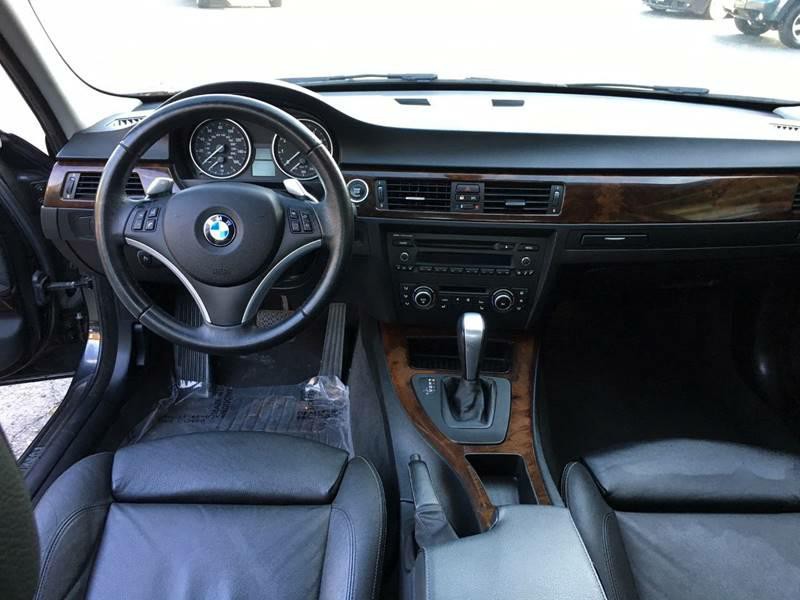 2010 BMW 3 Series Image 18
