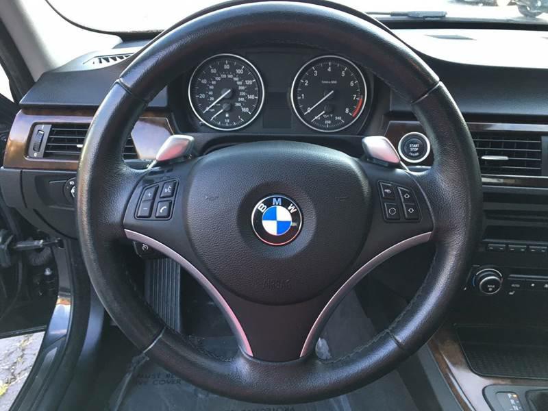 2010 BMW 3 Series Image 19