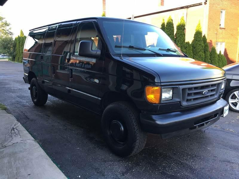 2004 Ford E-series Wagon Image 4