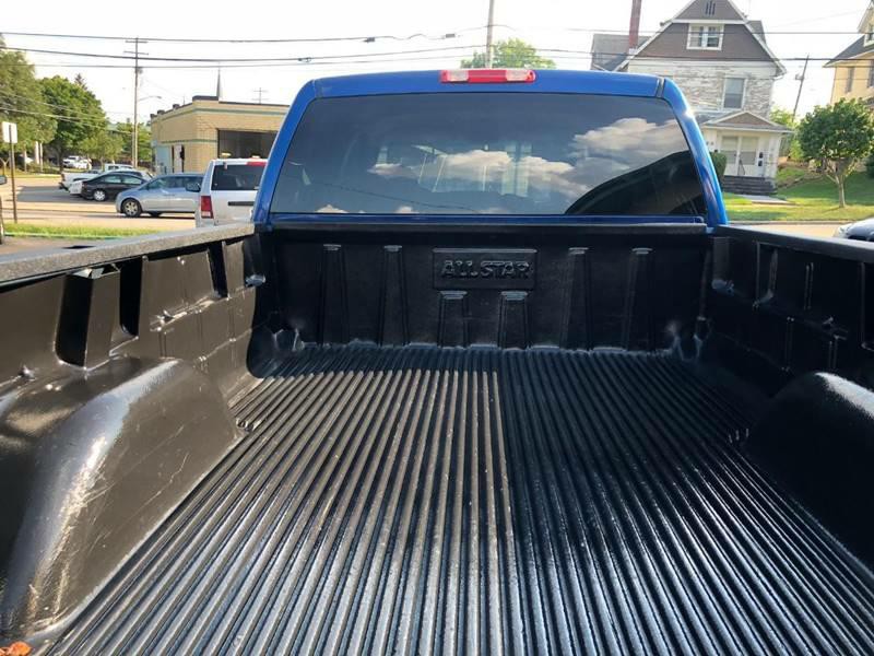 2003 Chevrolet Silverado 1500 Image 18