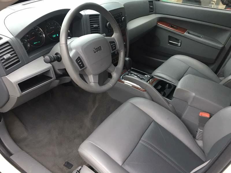 2006 Jeep Grand Cherokee Image 8