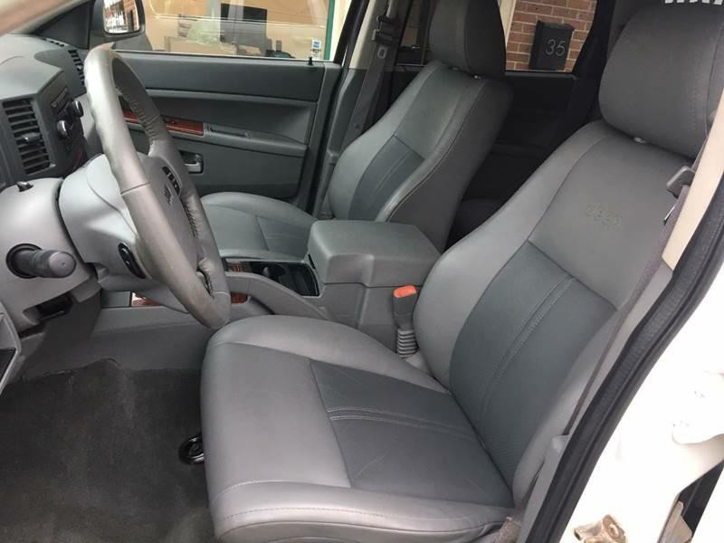2006 Jeep Grand Cherokee Image 9