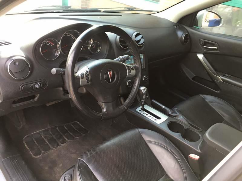 2009 Pontiac G6 Image 11