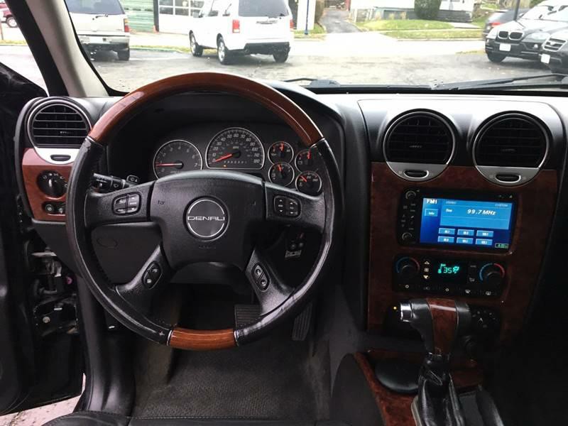 2006 GMC Envoy Image 11