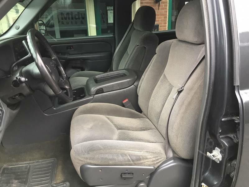 2005 Chevrolet Silverado 1500 Image 10