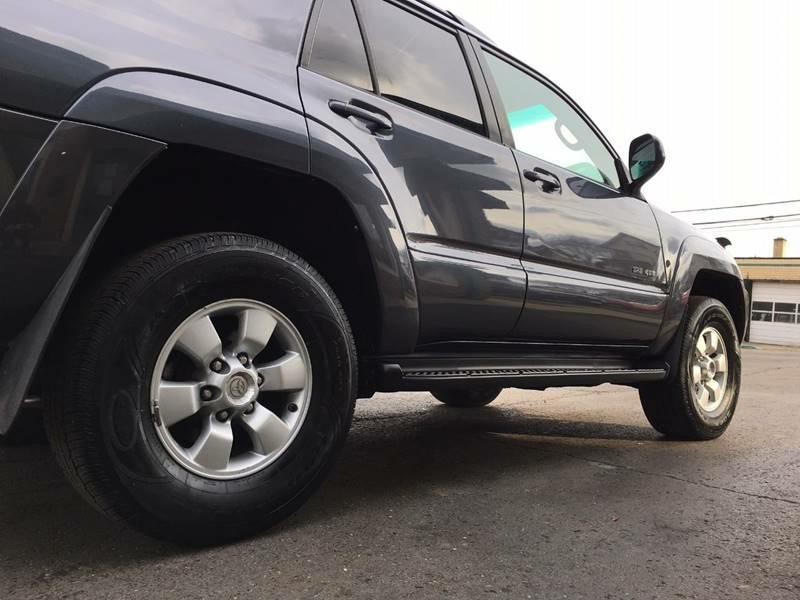 2004 Toyota 4Runner Image 5