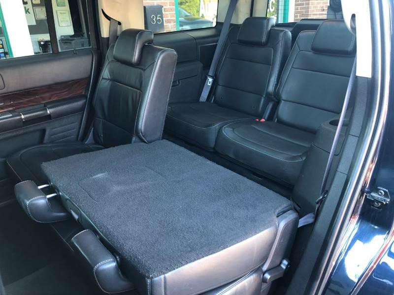2009 Ford Flex Image 11