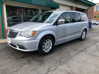 Image for 2011 Chrysler Town & Country Touring L Mini ID: 6790161