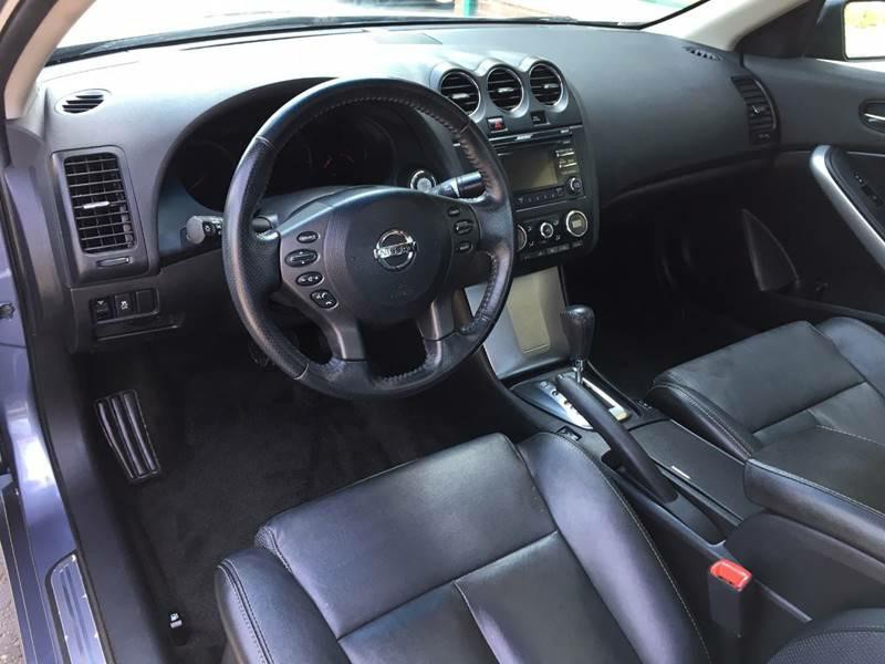 2012 Nissan Altima Image 9