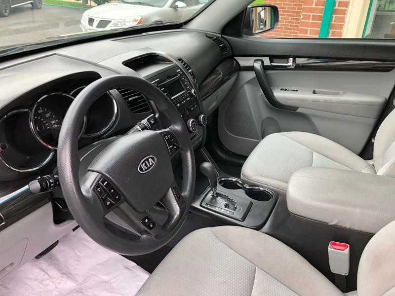 2012 Kia Sorento Image 8