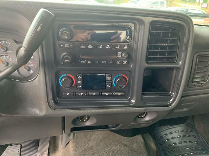 2006 Chevrolet Silverado 1500 Image 12