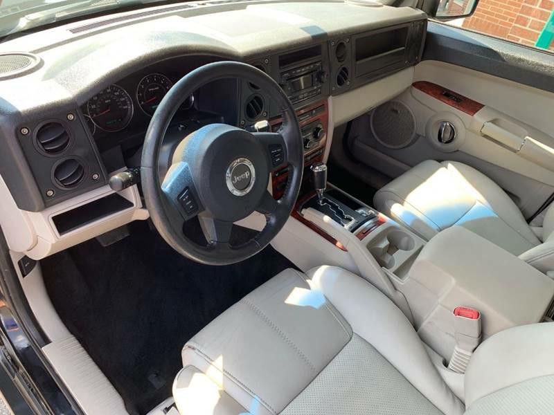 2007 Jeep Commander Image 10
