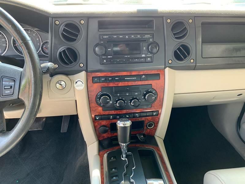 2007 Jeep Commander Image 13