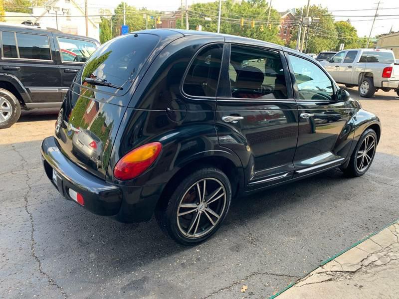2003 Chrysler PT Cruiser Image 4