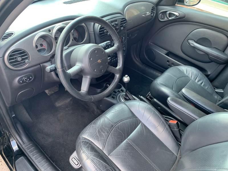 2003 Chrysler PT Cruiser Image 10