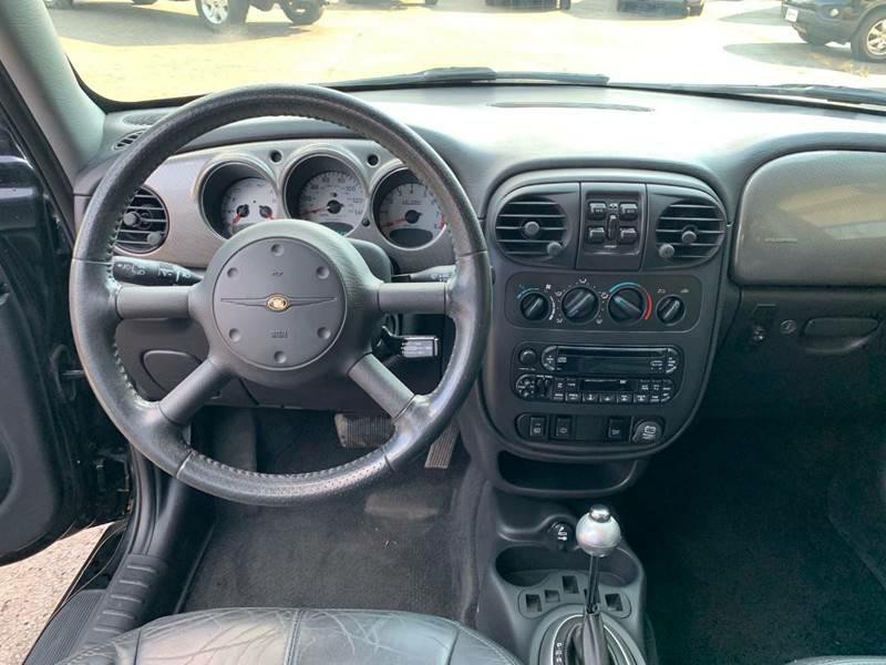 2003 Chrysler PT Cruiser Image 12