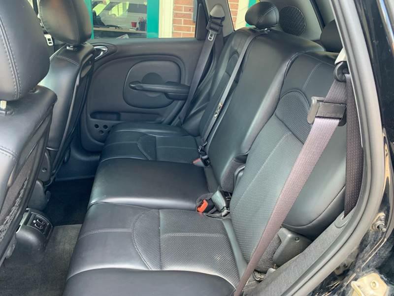 2003 Chrysler PT Cruiser Image 14