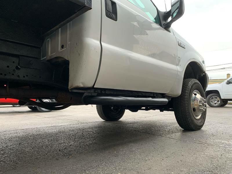 2003 Ford F-350 Image 5