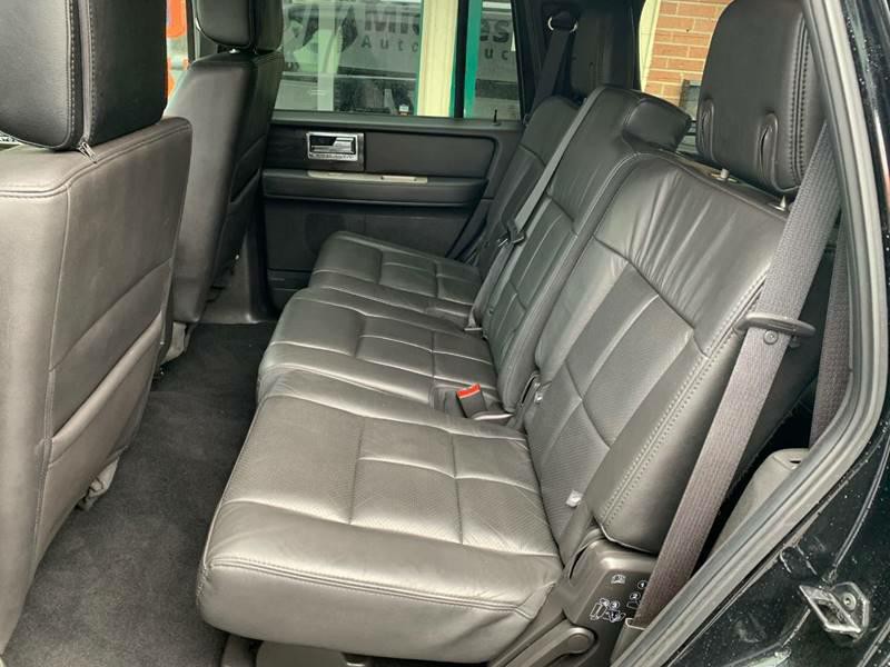 2008 Lincoln Navigator Image 12