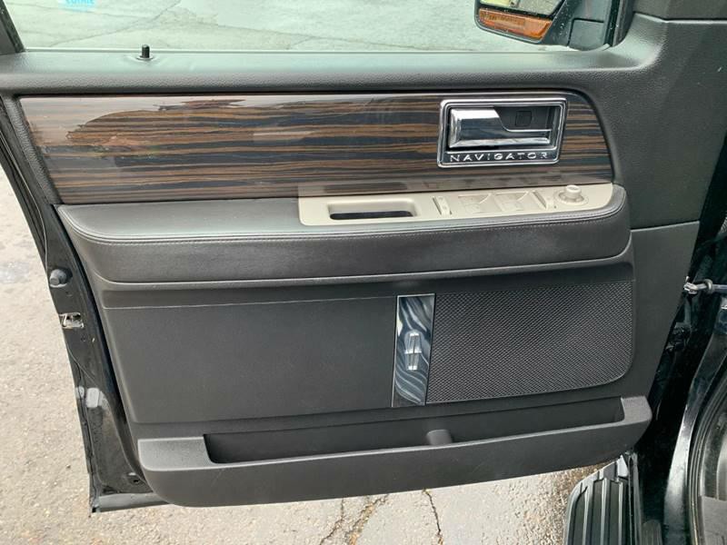 2008 Lincoln Navigator Image 14