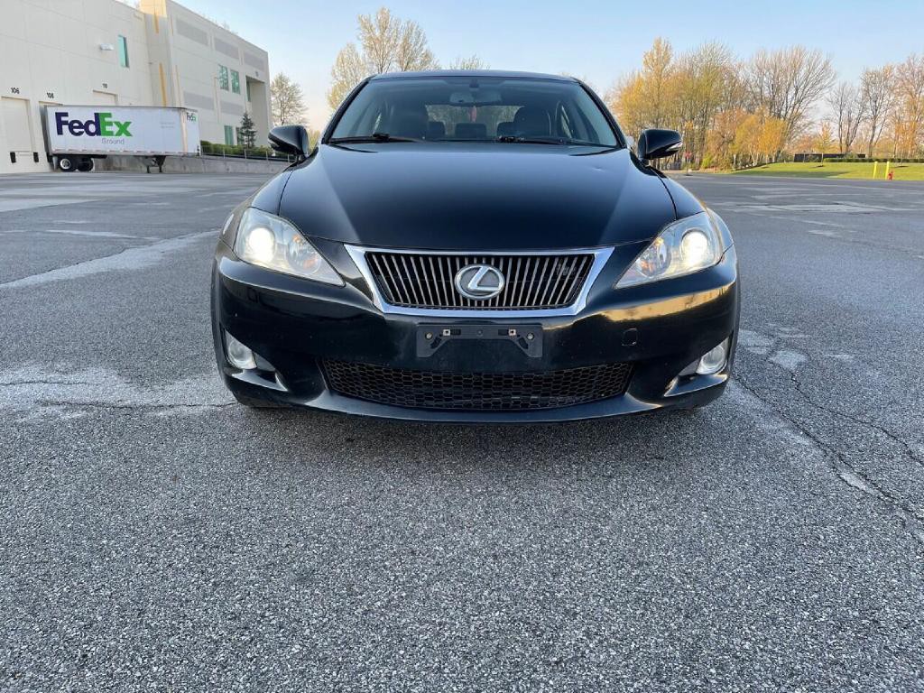2009 Lexus IS 250 Image 3