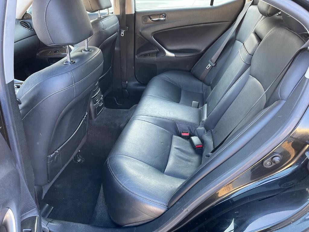 2009 Lexus IS 250 Image 28