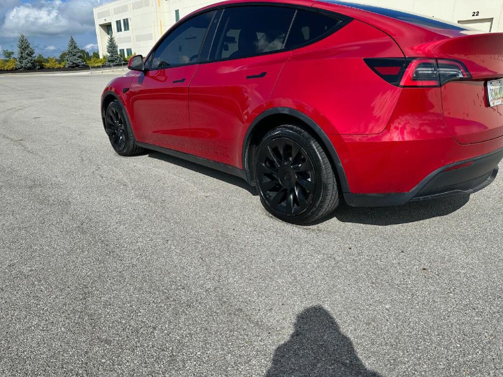 2021 Tesla Model Y Image 4