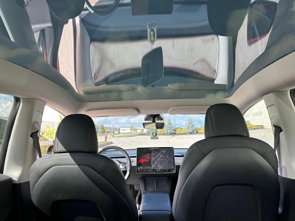 2021 Tesla Model Y Image 28