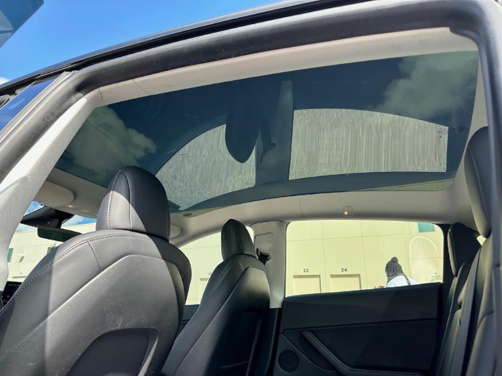 2021 Tesla Model Y Image 29