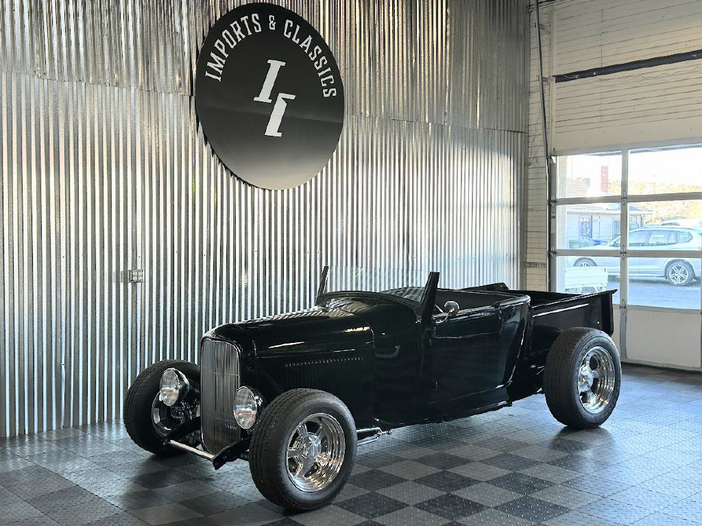 1930 Ford Model A Image 2