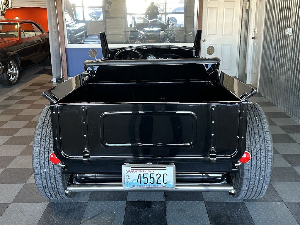 1930 Ford Model A Image 9