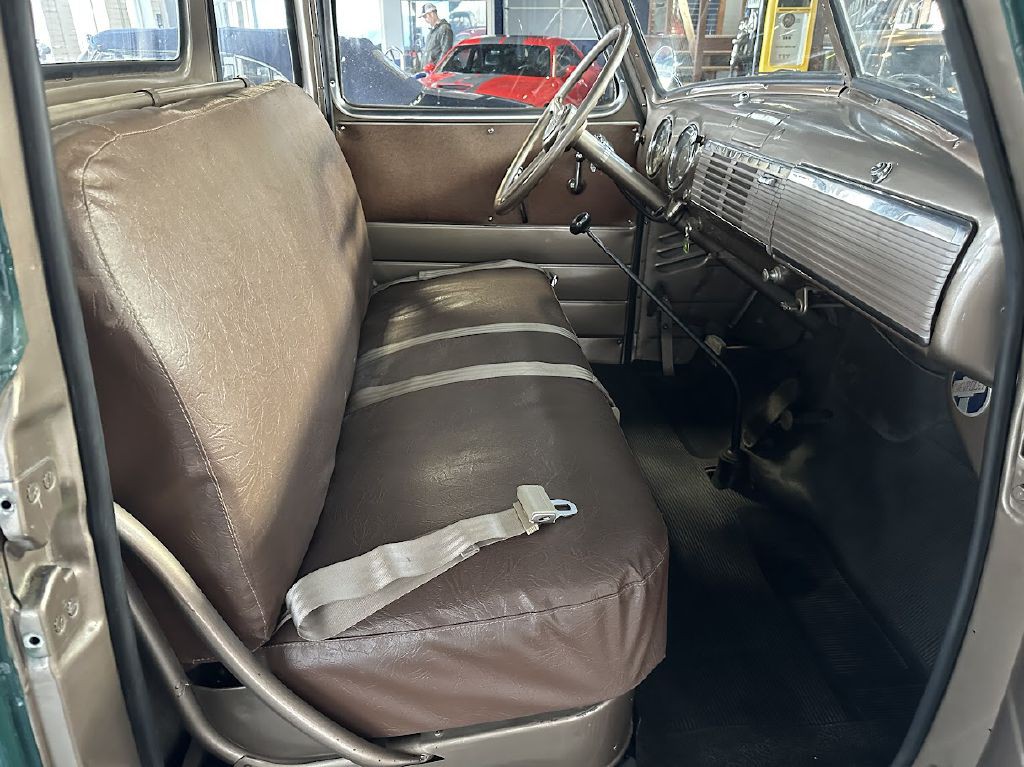 1949 Chevrolet 3600 Image 18