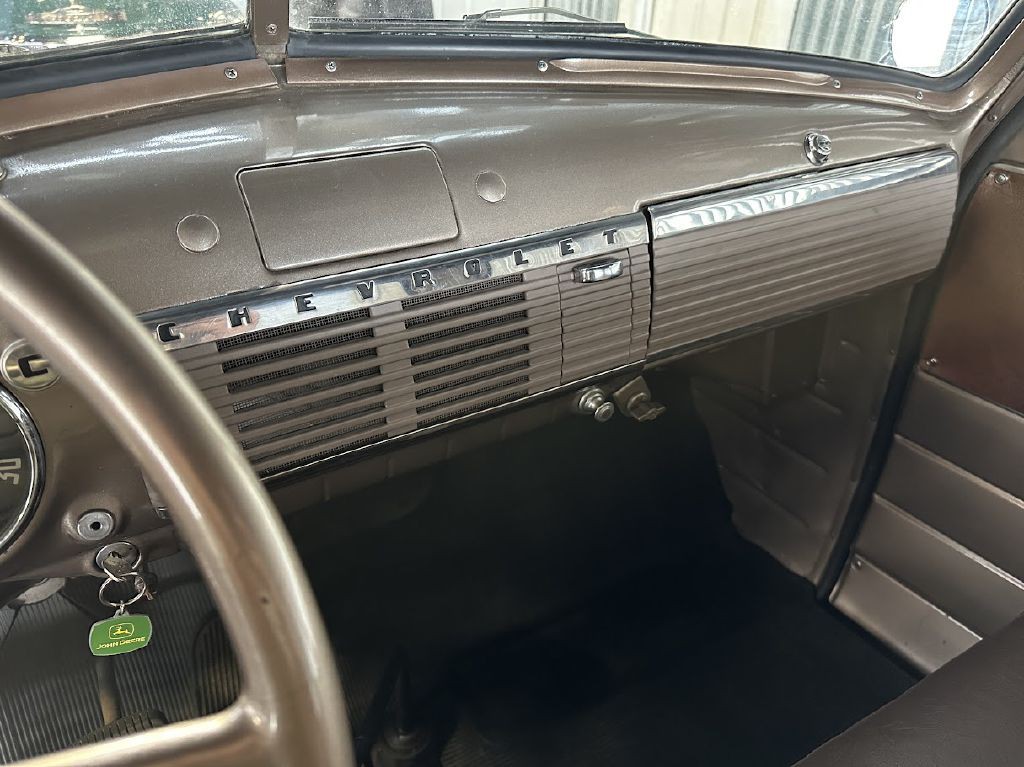 1949 Chevrolet 3600 Image 20