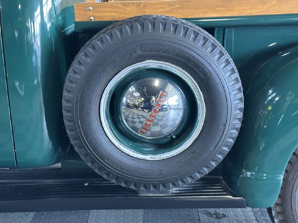 1949 Chevrolet 3600 Image 28