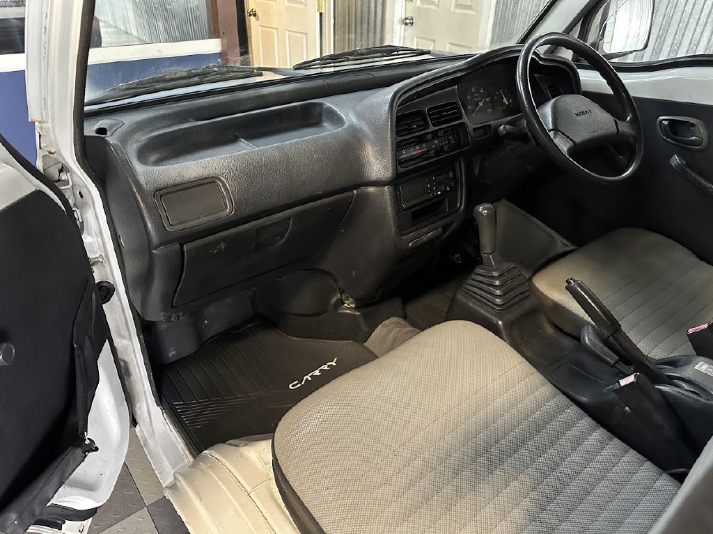 1996 Suzuki Carry Image 12