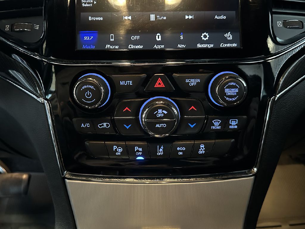 2020 Jeep Grand Cherokee Image 30