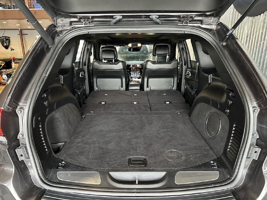2020 Jeep Grand Cherokee Image 33