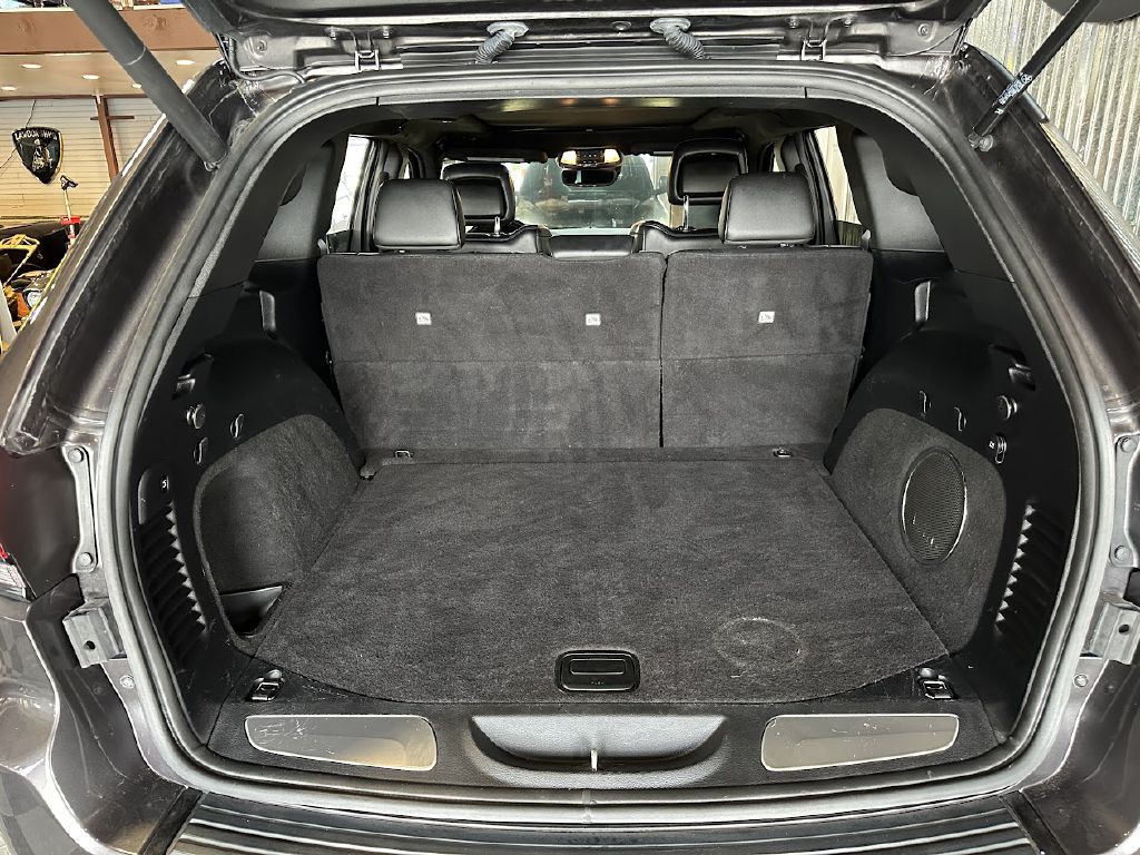 2020 Jeep Grand Cherokee Image 34